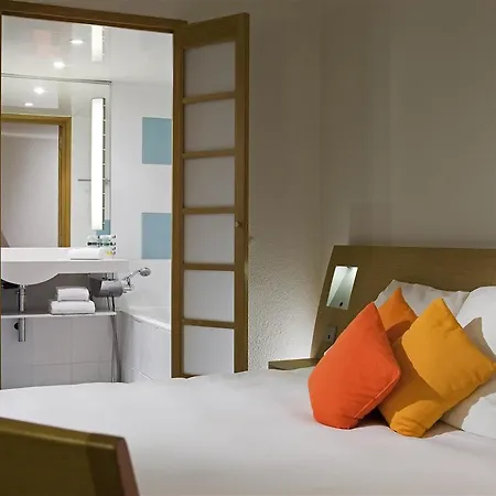 Otel Novotel Centre Grand Place