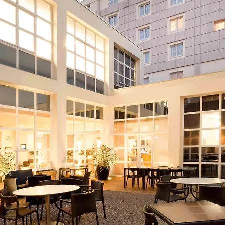 Otel Novotel Centre Grand Place