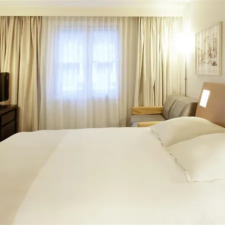 Novotel Centre Grand Place Otel