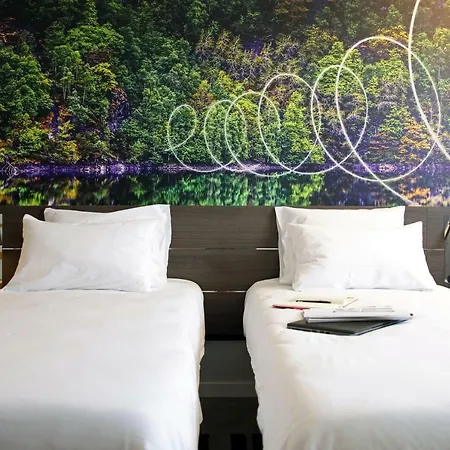Novotel Centre Grand Place Otel 4*